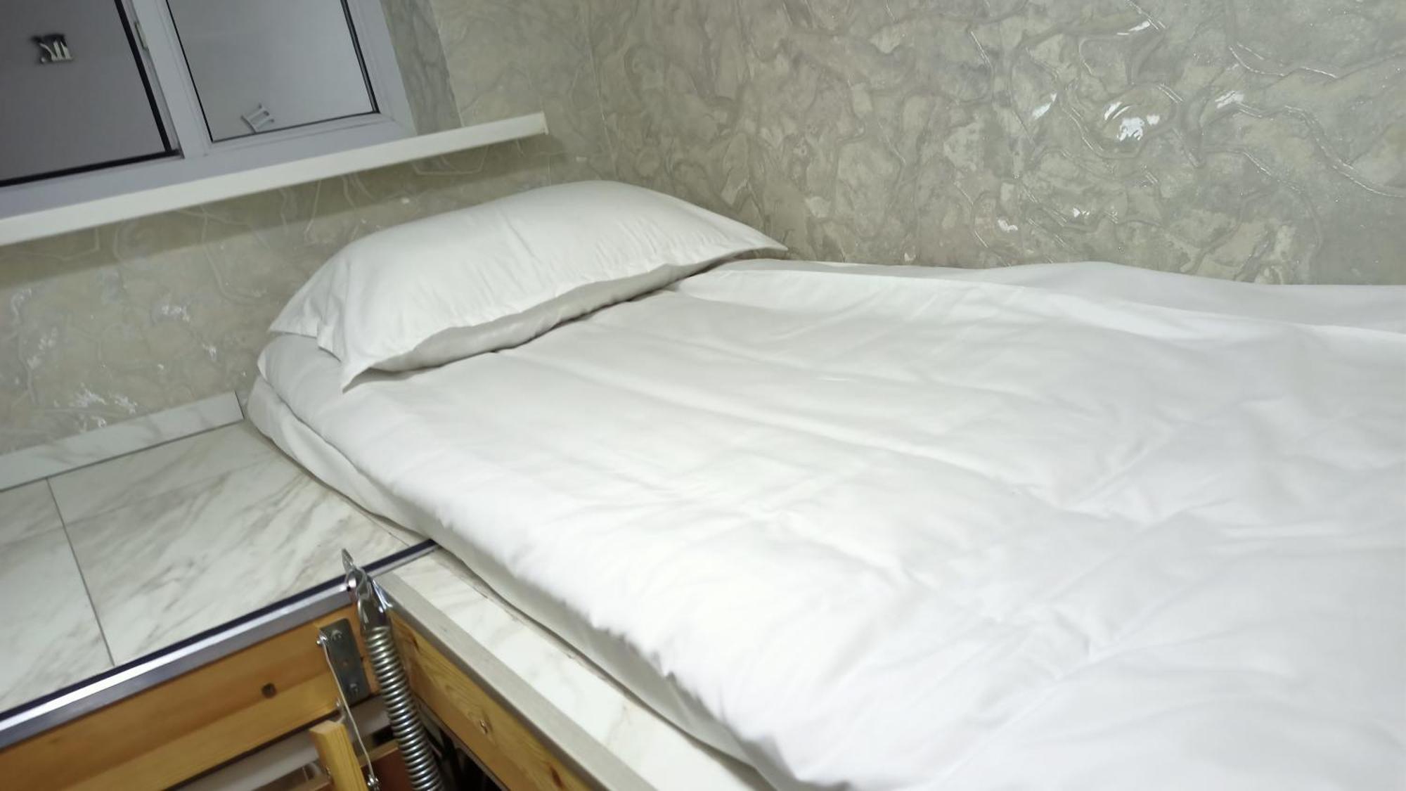 Двухуровневый Практичный Лофт Apartment Almaty Exterior photo